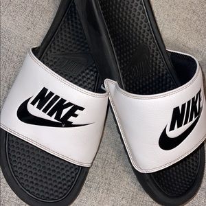Nike slides
